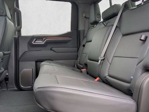 New 2025 GMC Sierra 1500 Denali image 18