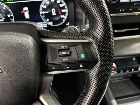 Used 2024 Mitsubishi Outlander SEL image 15