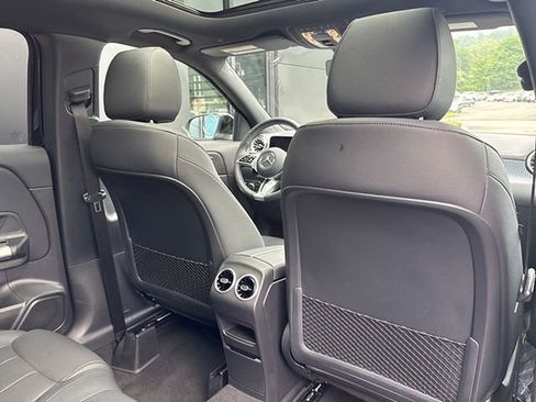 New 2025 Mercedes-Benz GLA 250 4MATIC image 33