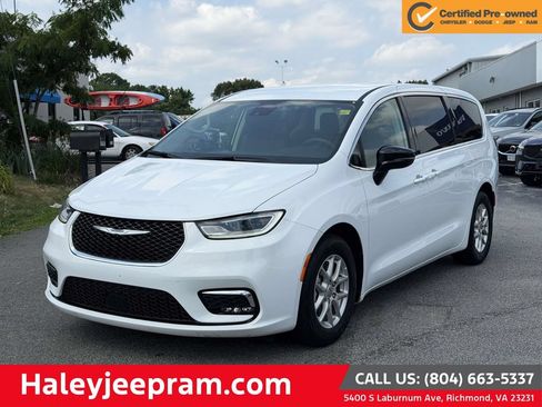 Certified 2024 Chrysler Pacifica Touring-L FWD image 1