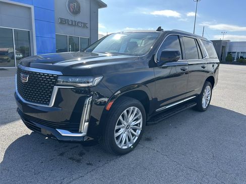 Used 2023 Cadillac Escalade Luxury AWD/4WD image 1