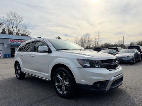 Used 2015 Dodge Journey Crossroad w/ Flexible Seating Group image 8