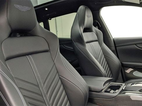 Used 2024 Aston Martin DBX 707 image 40