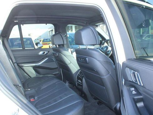 Used 2021 BMW X5 M50i w/ Executive Package image 13