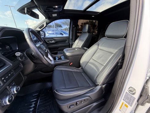 Used 2022 GMC Yukon SLT image 28