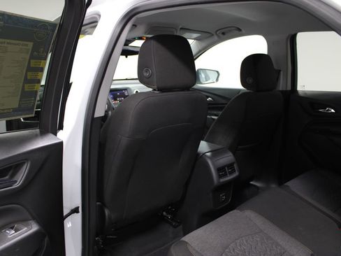 Used 2023 Chevrolet Equinox LT image 24