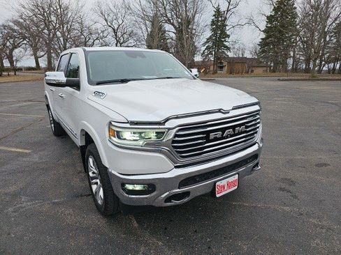 Used 2019 RAM 1500 Limited image 8