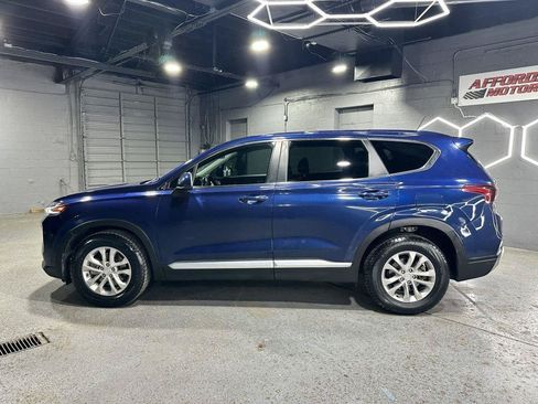 Used 2019 Hyundai Santa Fe SE FWD image 3