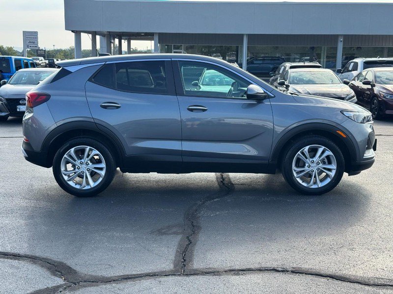 Used 2020 Buick Encore GX Preferred FWD image 2