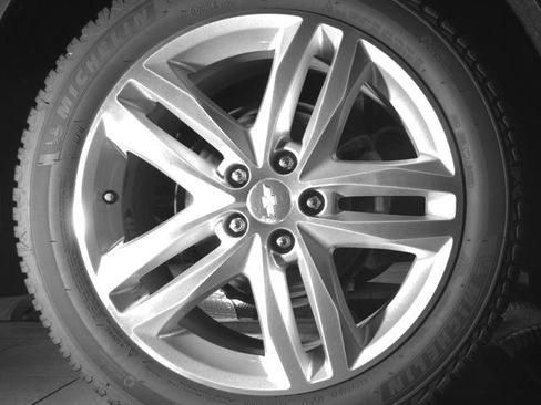 Used 2024 GMC Terrain SLE AWD/4WD image 12