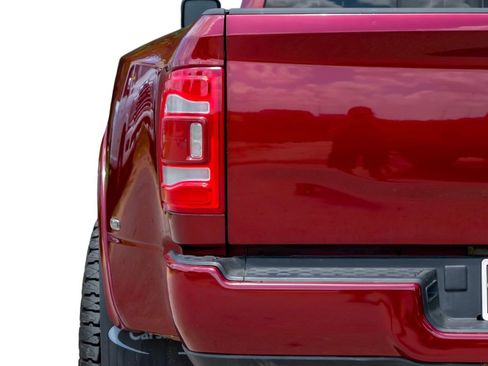 Used 2024 RAM 3500 Tradesman w/ Chrome Appearance Group AWD/4WD image 52