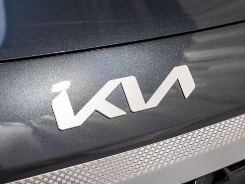 New 2026 Kia Seltos EX image 3