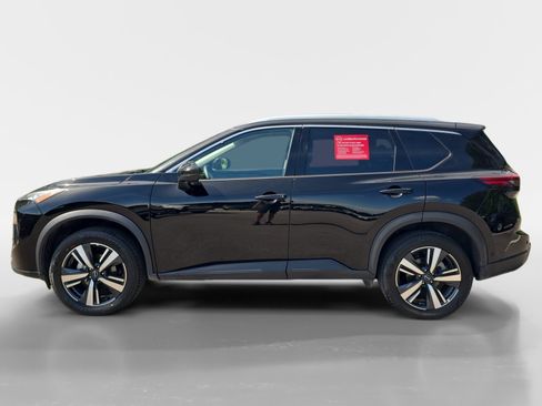 Certified 2026 Nissan Rogue SL AWD/4WD image 2