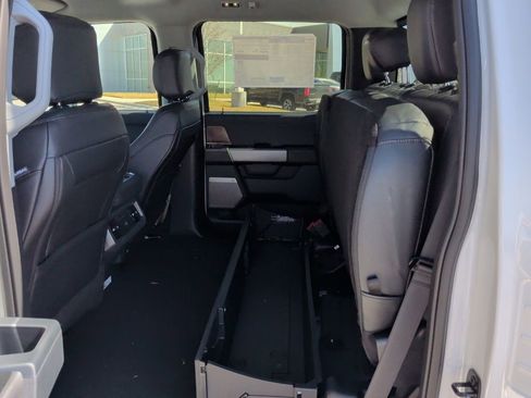 New 2026 Ford F250 Lariat image 40