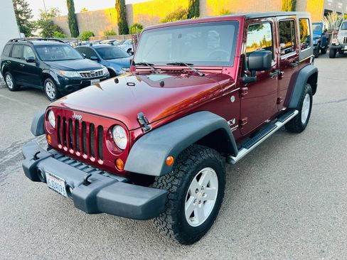 Used 2009 Jeep Wrangler Unlimited X image 1