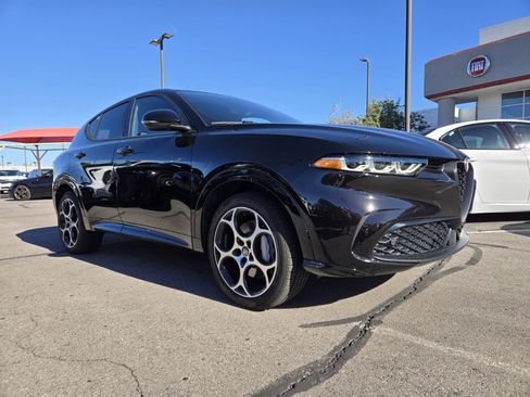 New 2025 Alfa Romeo Tonale image 2