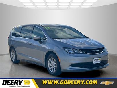 Used 2017 Chrysler Pacifica Touring