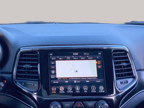 Used 2022 Jeep Grand Cherokee Limited RWD image 9