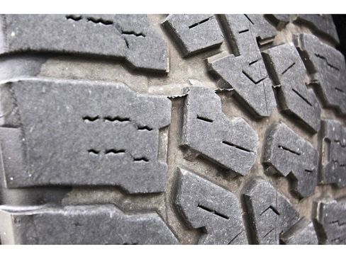 Used 2021 Chevrolet Tahoe Z71 w/ Luxury Package image 31