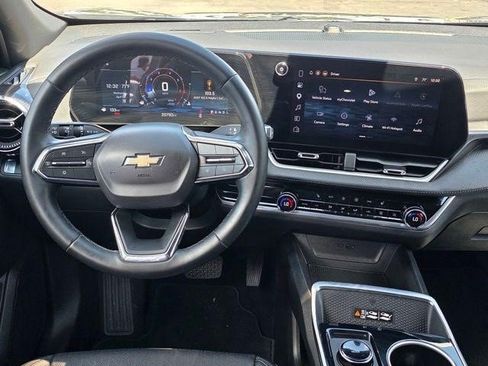 Certified 2026 Chevrolet Equinox LT w/ Convenience Package II FWD image 14