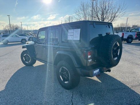 Used 2018 Jeep Wrangler Unlimited Rubicon w/ Dual Top Group AWD/4WD image 7