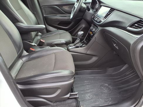 Used 2019 Buick Encore Preferred w/ Safety Package image 11