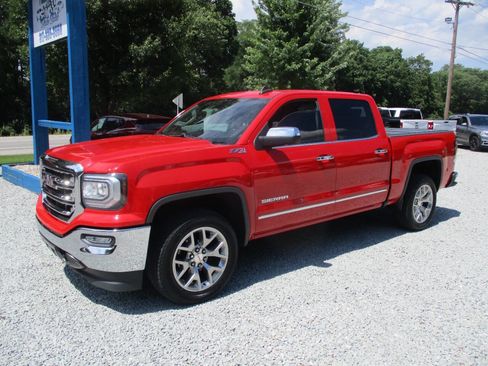 Used 2018 GMC Sierra 1500 SLT w/ SLT Premium Package image 1