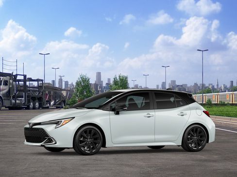 New 2026 Toyota Corolla XSE image 2
