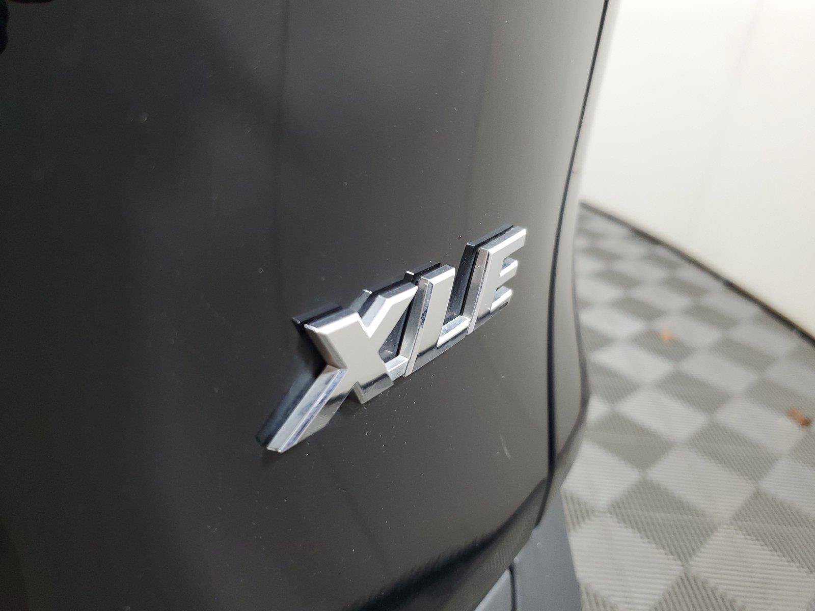 Used 2025 Toyota RAV4 XLE FWD image 7