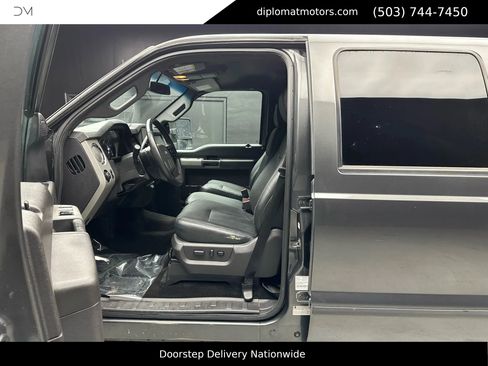 Used 2016 Ford F250 Lariat w/ Lariat Interior Package image 17
