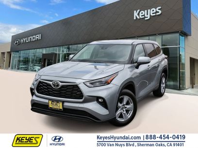 Used 2025 Toyota Highlander LE