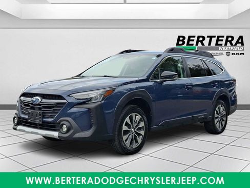 Used 2023 Subaru Outback Limited AWD/4WD image 3