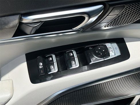 Used 2020 Kia Telluride SX w/ SX Prestige Package AWD/4WD image 18