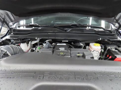 Used 2024 RAM 2500 Big Horn w/ Night Edition image 27