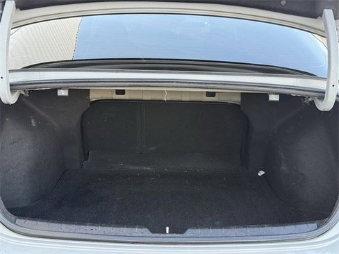 Used 2022 Kia K5 GT-Line image 32