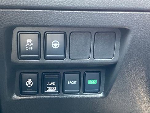 Certified 2022 Nissan Rogue Sport SL w/ Premium Package AWD/4WD image 14