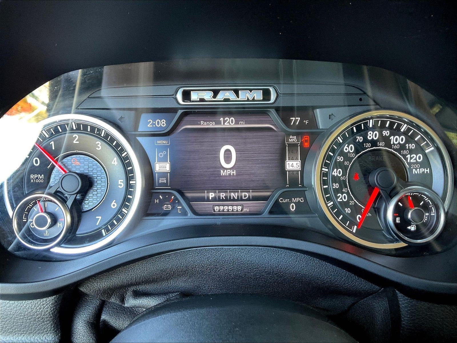 Used 2020 RAM 1500 Laramie w/ Off Road Group AWD/4WD image 14