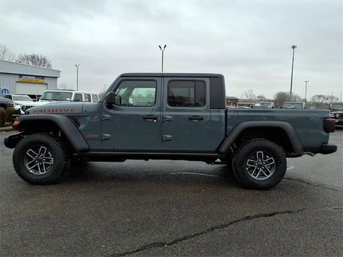 New 2026 Jeep Gladiator Mojave image 4