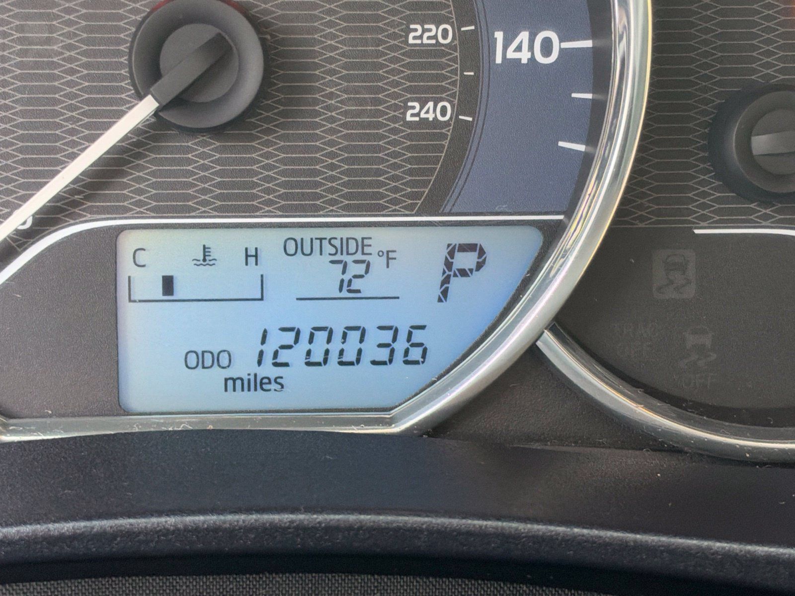 Used 2016 Toyota Corolla LE FWD image 12