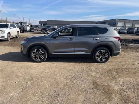 Used 2019 Hyundai Santa Fe Limited image 3