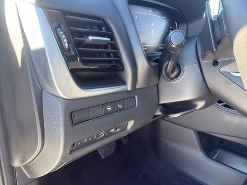 Certified 2023 Nissan Rogue Platinum w/ Platinum Premium Package image 14