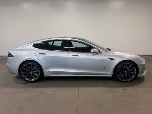 Used 2018 Tesla Model S 100D image 2