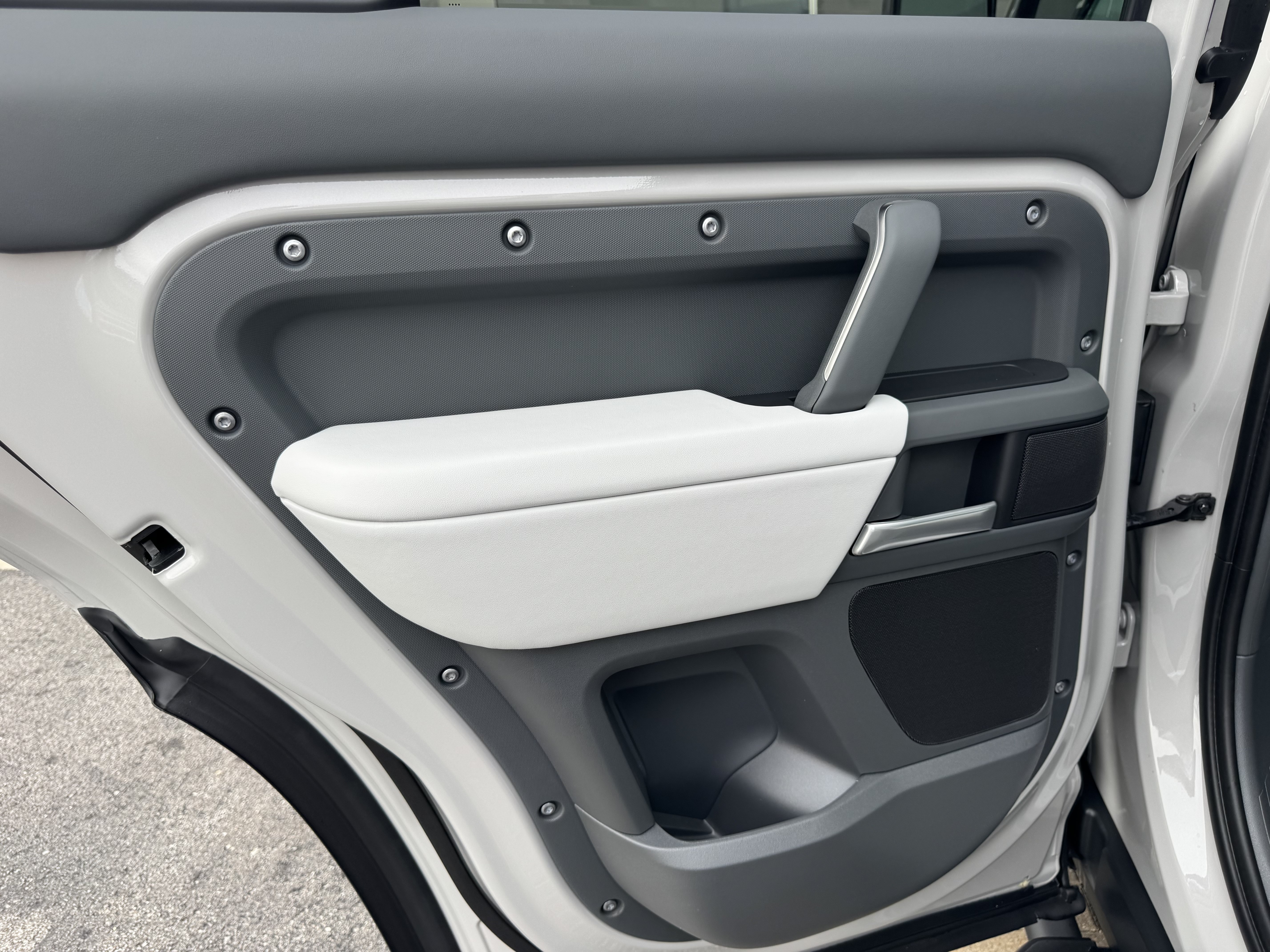 New 2026 Land Rover Defender 110 S AWD/4WD image 29