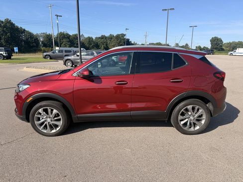 Used 2023 Buick Encore GX Essence w/ Experience Buick Package AWD/4WD image 6