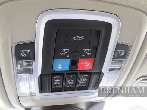 Used 2026 RAM 3500 Longhorn AWD/4WD image 25