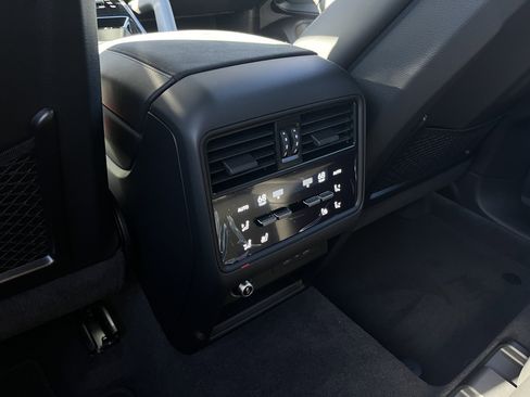 Certified 2026 Porsche Cayenne GTS image 22