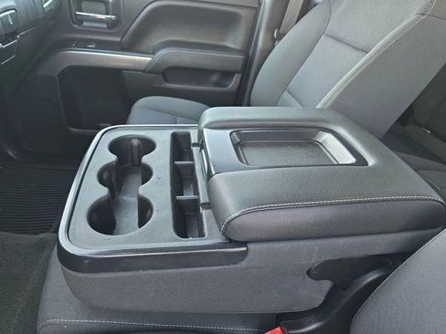 Used 2018 Chevrolet Silverado 1500 LT w/ Trailering Package AWD/4WD image 11