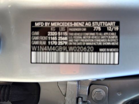 Used 2020 Mercedes-Benz GLB 250 GLB 250 image 34