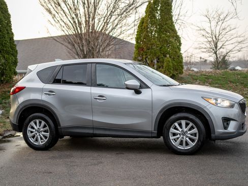 Used 2014 MAZDA CX-5 Touring w/ Bose/Moonroof Package image 4