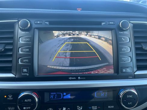 Used 2015 Toyota Highlander Limited Platinum image 20